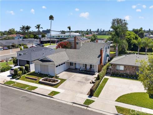 20682 Hopetown , Huntington Beach, CA