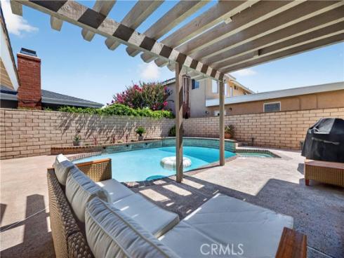 20682 Hopetown , Huntington Beach, CA