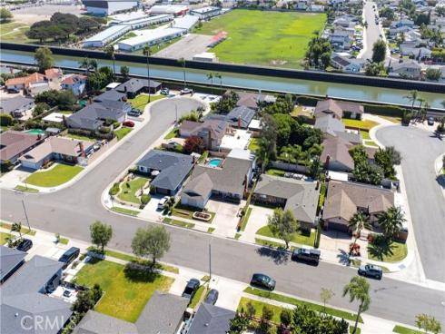 20682 Hopetown , Huntington Beach, CA