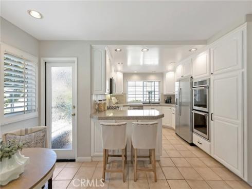 19372 Maidstone Lane, Huntington Beach, CA