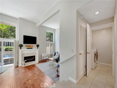 19372 Maidstone Lane, Huntington Beach, CA