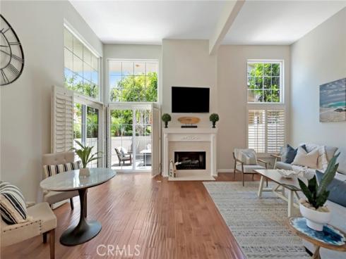 19372 Maidstone Lane, Huntington Beach, CA