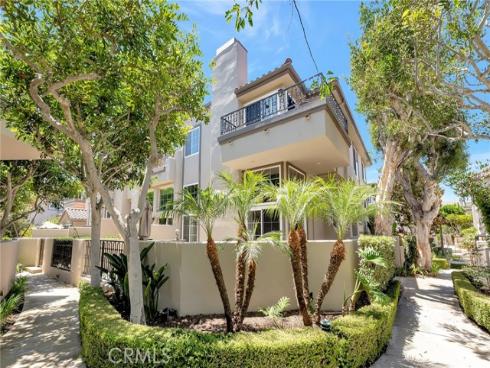 19372 Maidstone Lane, Huntington Beach, CA