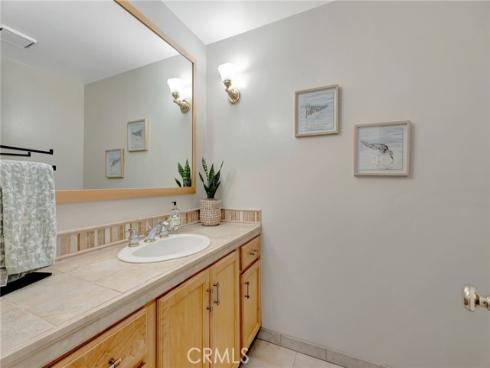 19372 Maidstone Lane, Huntington Beach, CA