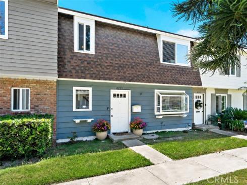 8215 Deerfield Drive, Huntington Beach, CA