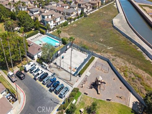 8215 Deerfield Drive, Huntington Beach, CA