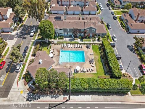 8215  Deerfield   Drive, Huntington Beach, CA