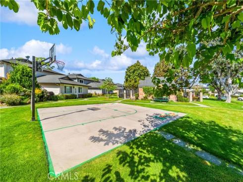 16737 Viewpoint Lane 148d , Huntington Beach, CA