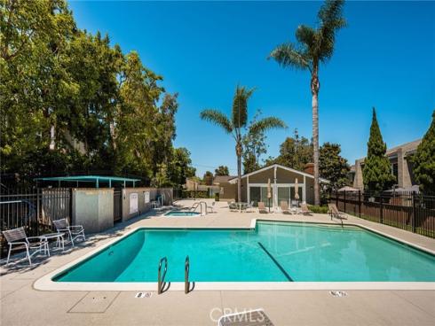 18571 Vallarta Drive , Huntington Beach, CA