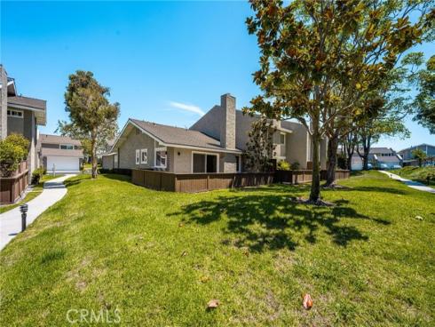 18571 Vallarta Drive , Huntington Beach, CA