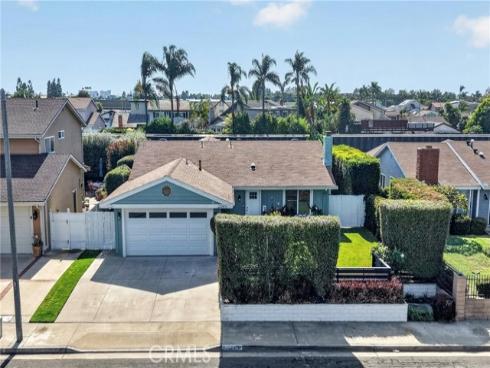 20911 Charwood , Huntington Beach, CA