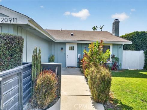 20911 Charwood , Huntington Beach, CA
