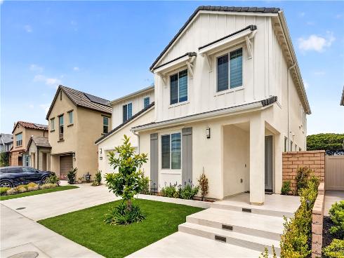 21212 Altair Lane, Huntington Beach, CA