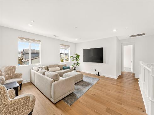 21212 Altair Lane, Huntington Beach, CA