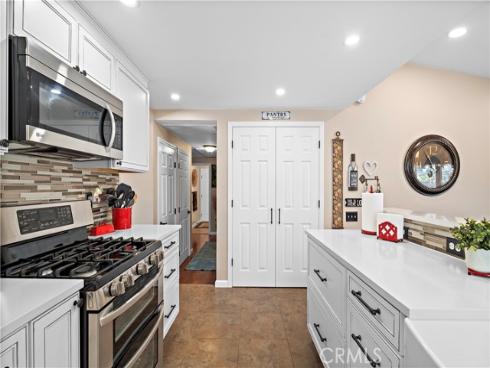 20712 Spindrift Lane, Huntington Beach, CA