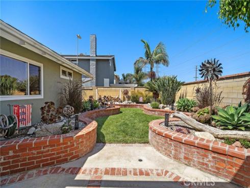 20712 Spindrift Lane, Huntington Beach, CA