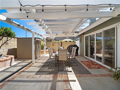 20712 Spindrift Lane, Huntington Beach, CA
