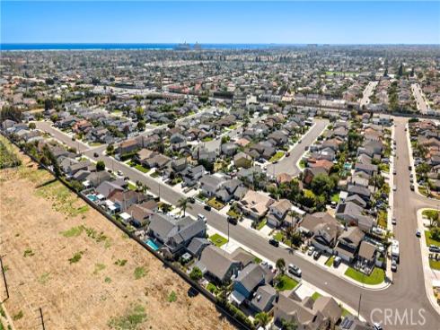 20712 Spindrift Lane, Huntington Beach, CA