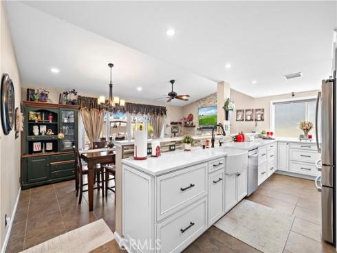 20712 Spindrift Lane, Huntington Beach, CA