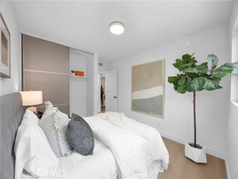 8792 Baywood Drive, Huntington Beach, CA