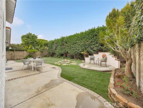 8792 Baywood Drive, Huntington Beach, CA