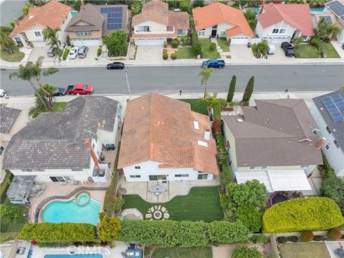 8792 Baywood Drive, Huntington Beach, CA