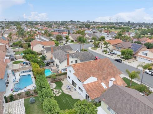 8792 Baywood Drive, Huntington Beach, CA