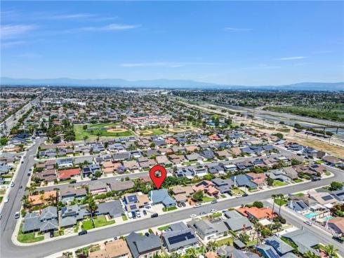 10091  Edye  , Huntington Beach, CA
