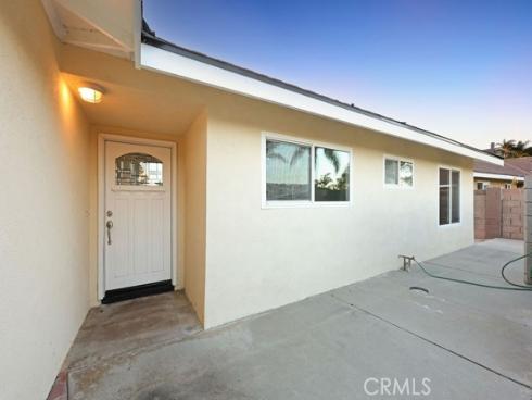 20431  Seven Seas   Lane, Huntington Beach, CA