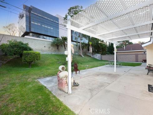 20431  Seven Seas   Lane, Huntington Beach, CA