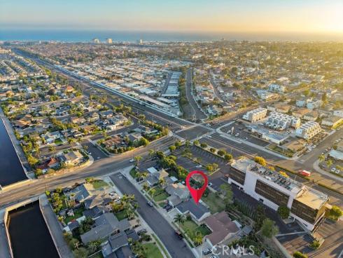 20431  Seven Seas   Lane, Huntington Beach, CA