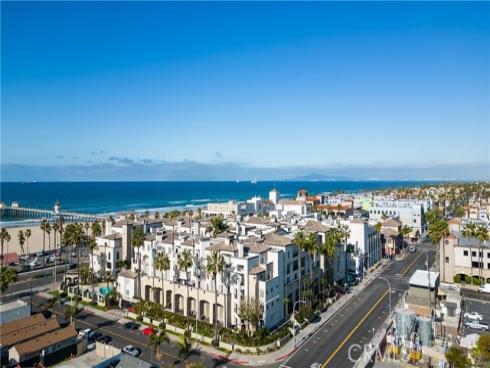 200 Pacific coast Highway M50