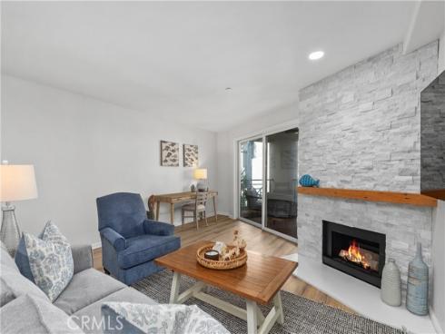 200 Pacific coast M50 Highway, Huntington Beach, CA