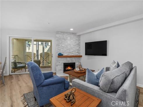 200 Pacific coast M50 Highway, Huntington Beach, CA