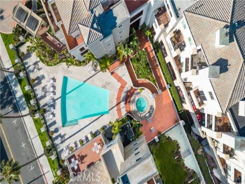 200 Pacific coast M50 Highway, Huntington Beach, CA