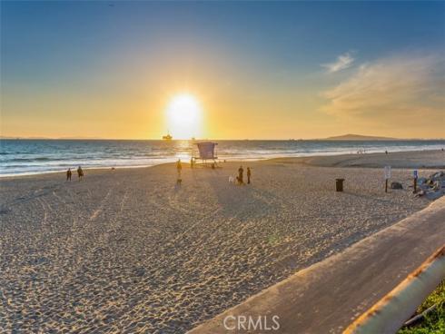 200  Pacific coast  M50  Highway, Huntington Beach, CA