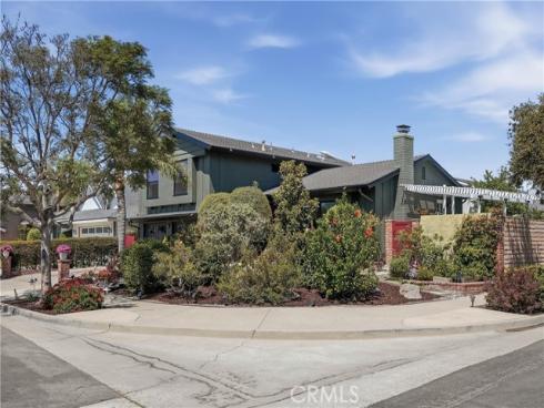 17432 Almelo Lane, Huntington Beach, CA