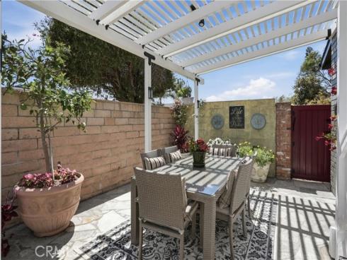 17432 Almelo Lane, Huntington Beach, CA