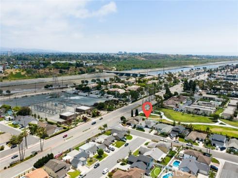 9952  Effingham  , Huntington Beach, CA