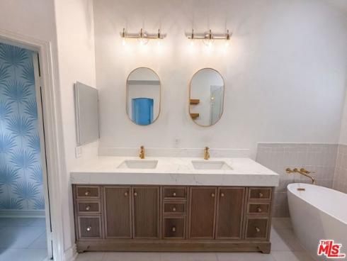 18743  Chapel   Lane, Huntington Beach, CA