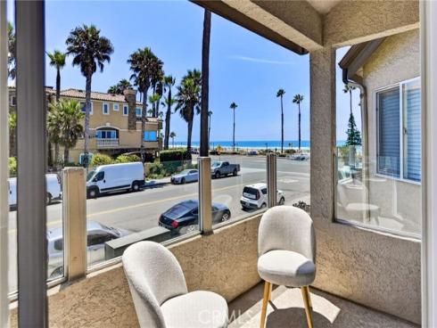 1400 Pacific Coast Hwy 103 , Huntington Beach, CA