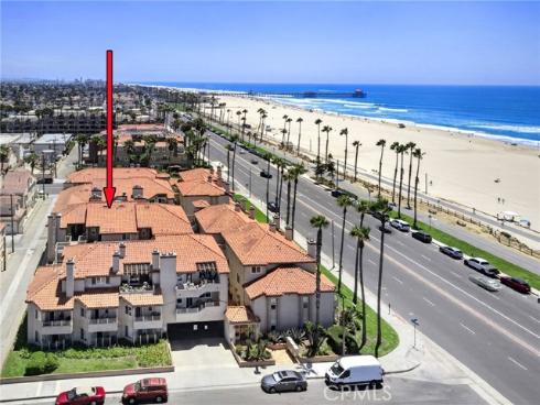 1400 Pacific Coast Hwy 103 , Huntington Beach, CA