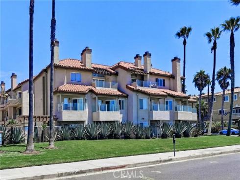 1400 Pacific Coast Hwy 103 , Huntington Beach, CA