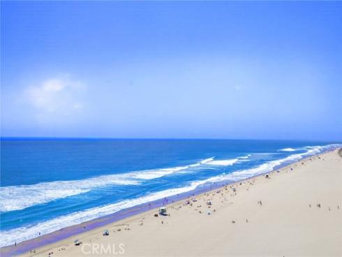 1400 Pacific Coast Hwy 103 , Huntington Beach, CA