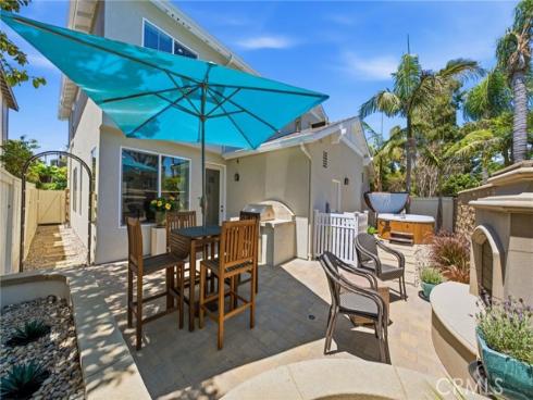 16836 Primrose Lane, Huntington Beach, CA