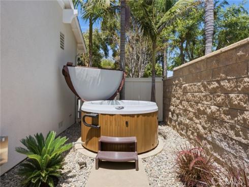 16836 Primrose Lane, Huntington Beach, CA