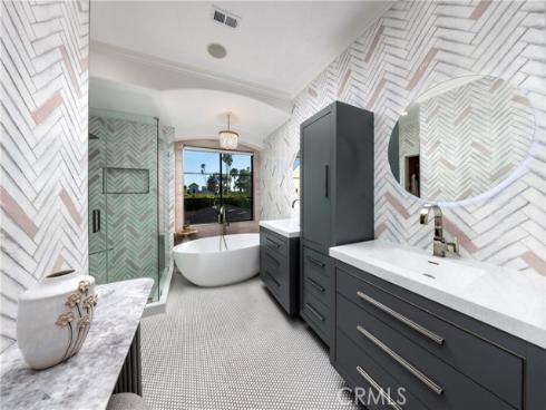 736 14th , Huntington Beach, CA