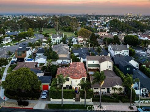 736 14th , Huntington Beach, CA