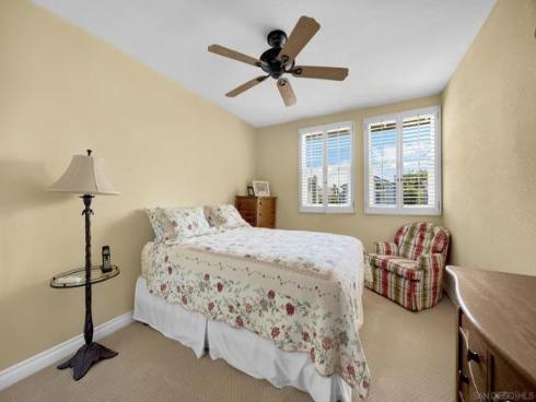40 Brena , Irvine, CA