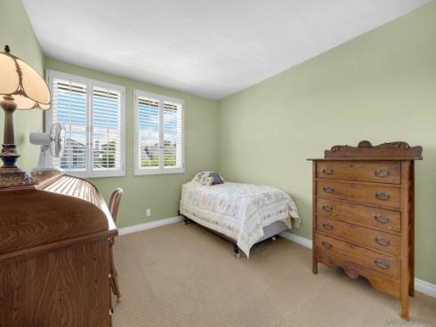 40 Brena , Irvine, CA